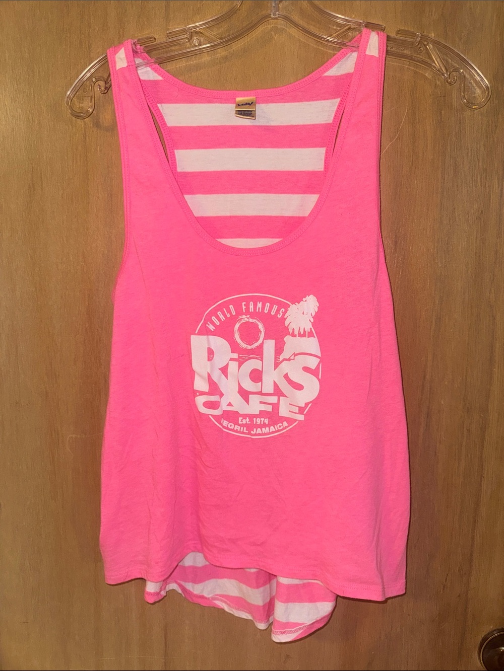 Kavio!  “World Famous Rick’s Cafe” Graphic Souvenir Tank from Jamaica Large